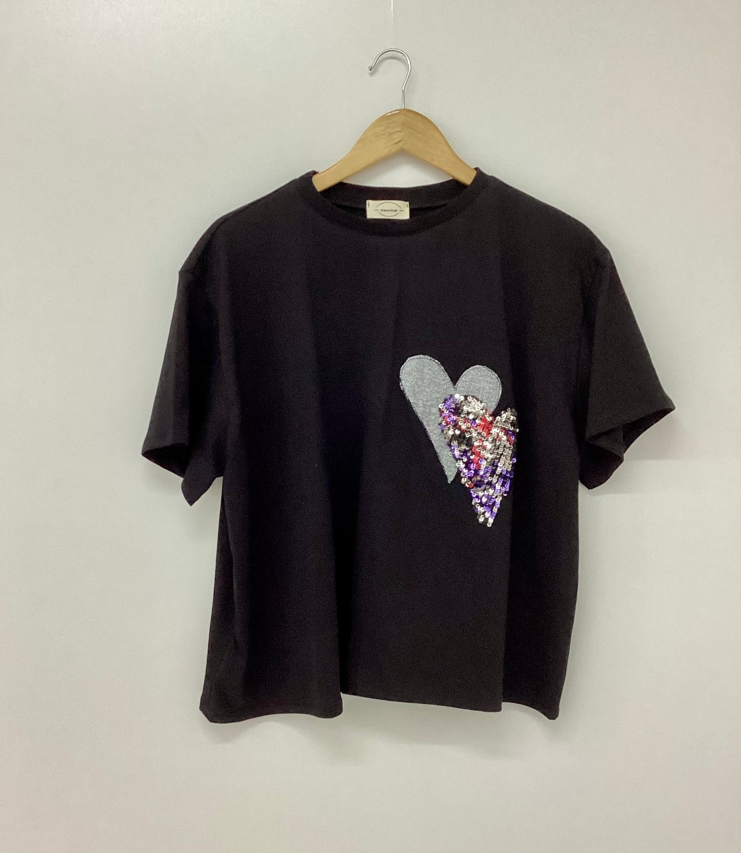 Μαύρο Oversized T-Shirt Heart Glow με Λαμπερή Καρδιά