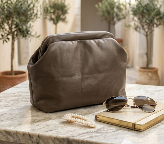 Δερμάτινη τσάντα pouch καφέ - Tharw Καστοριά