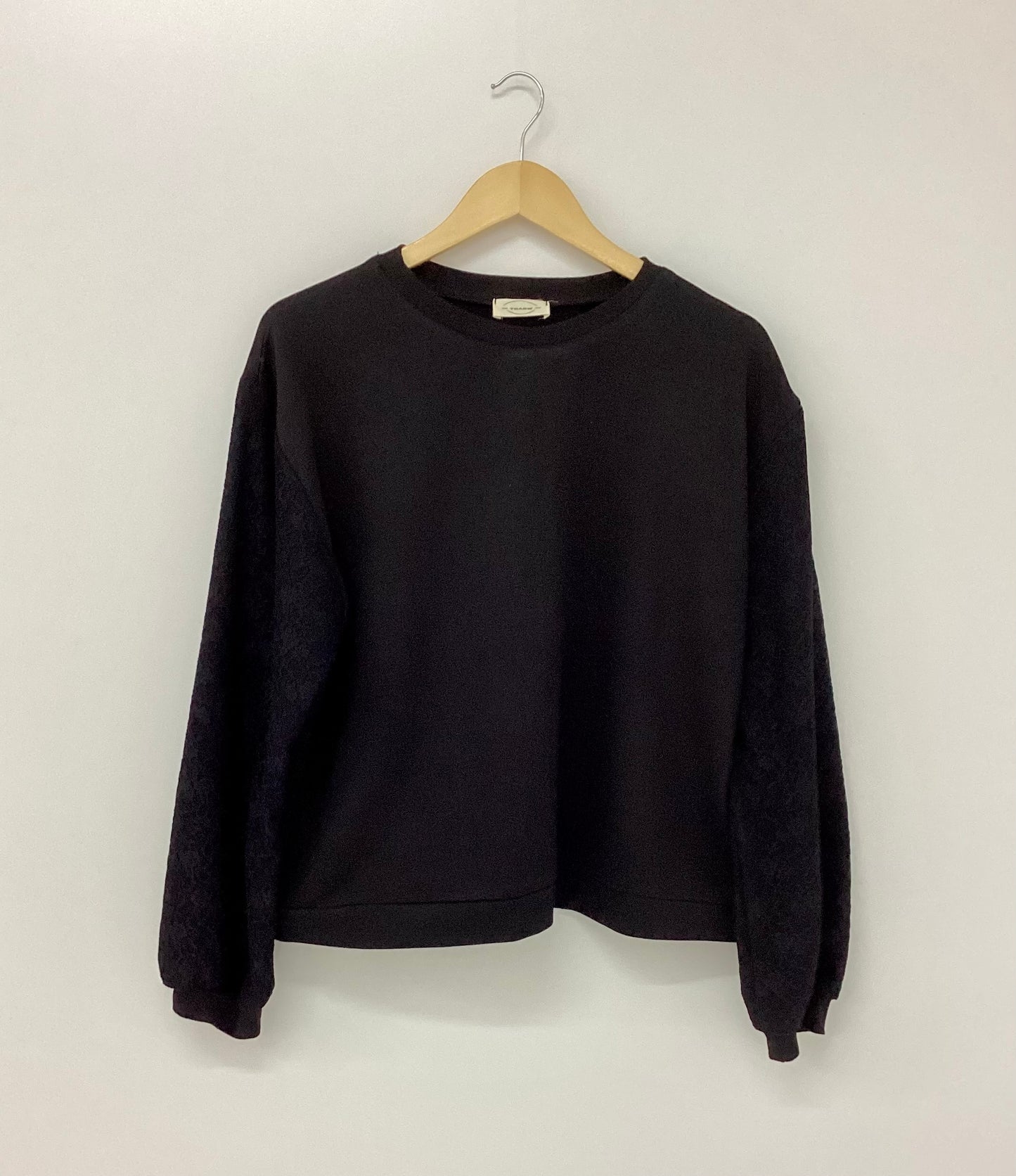 Μαύρο Φούτερ Midnight Lace One Size με Δαντελωτά Μανίκια